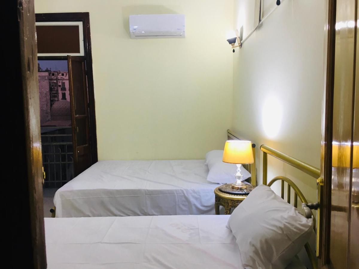 Bella Cairo Hostel Bagian luar foto