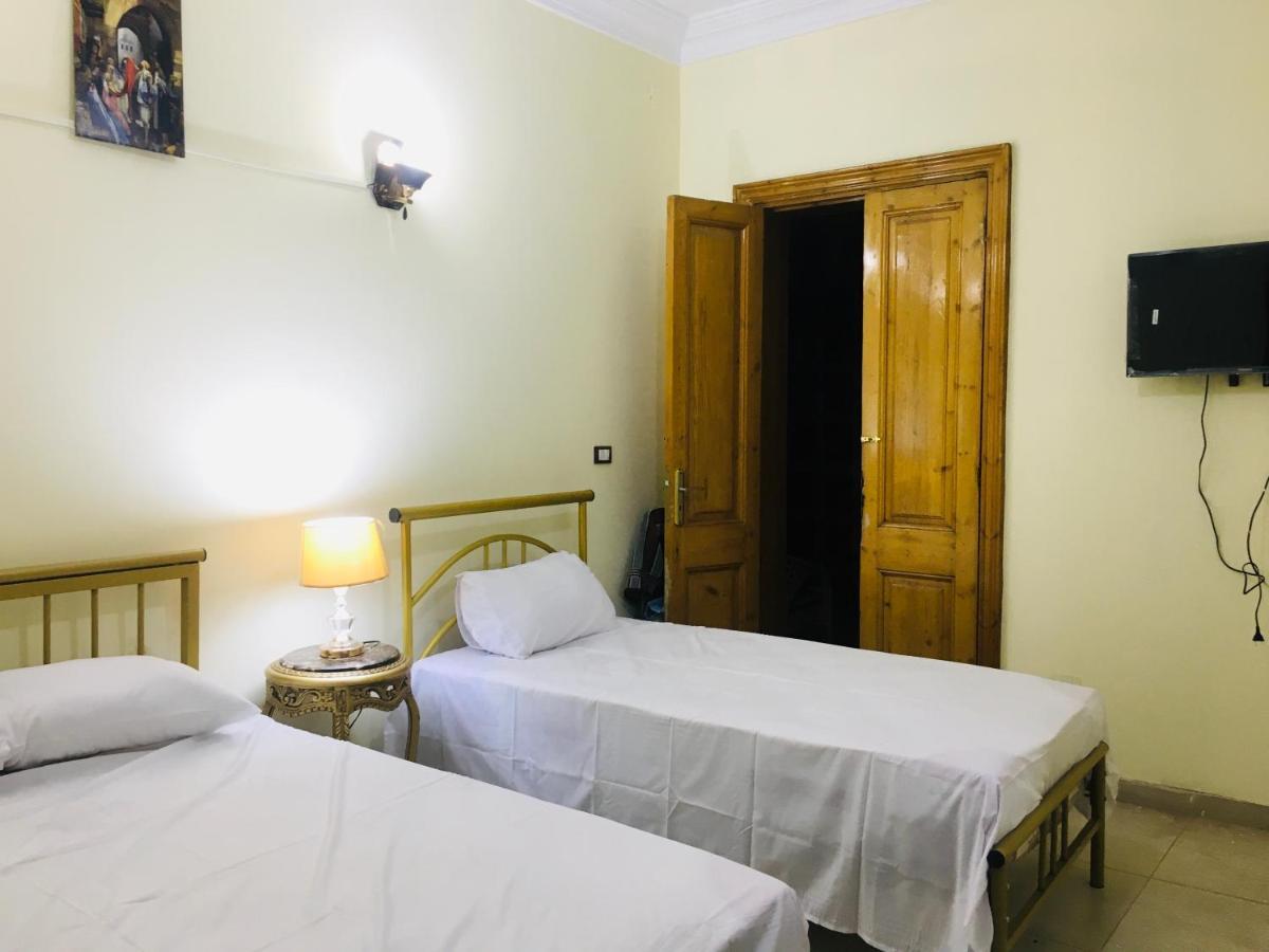 Bella Cairo Hostel Bagian luar foto